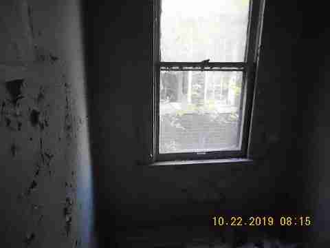 2675 Glendale (15)_m.jpg